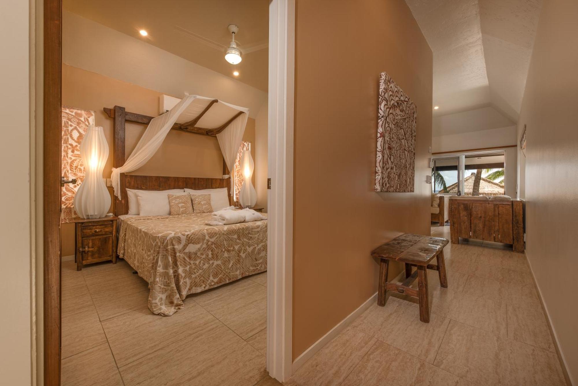 Crown Beach Resort & Spa (Adults Only) Rarotonga Esterno foto