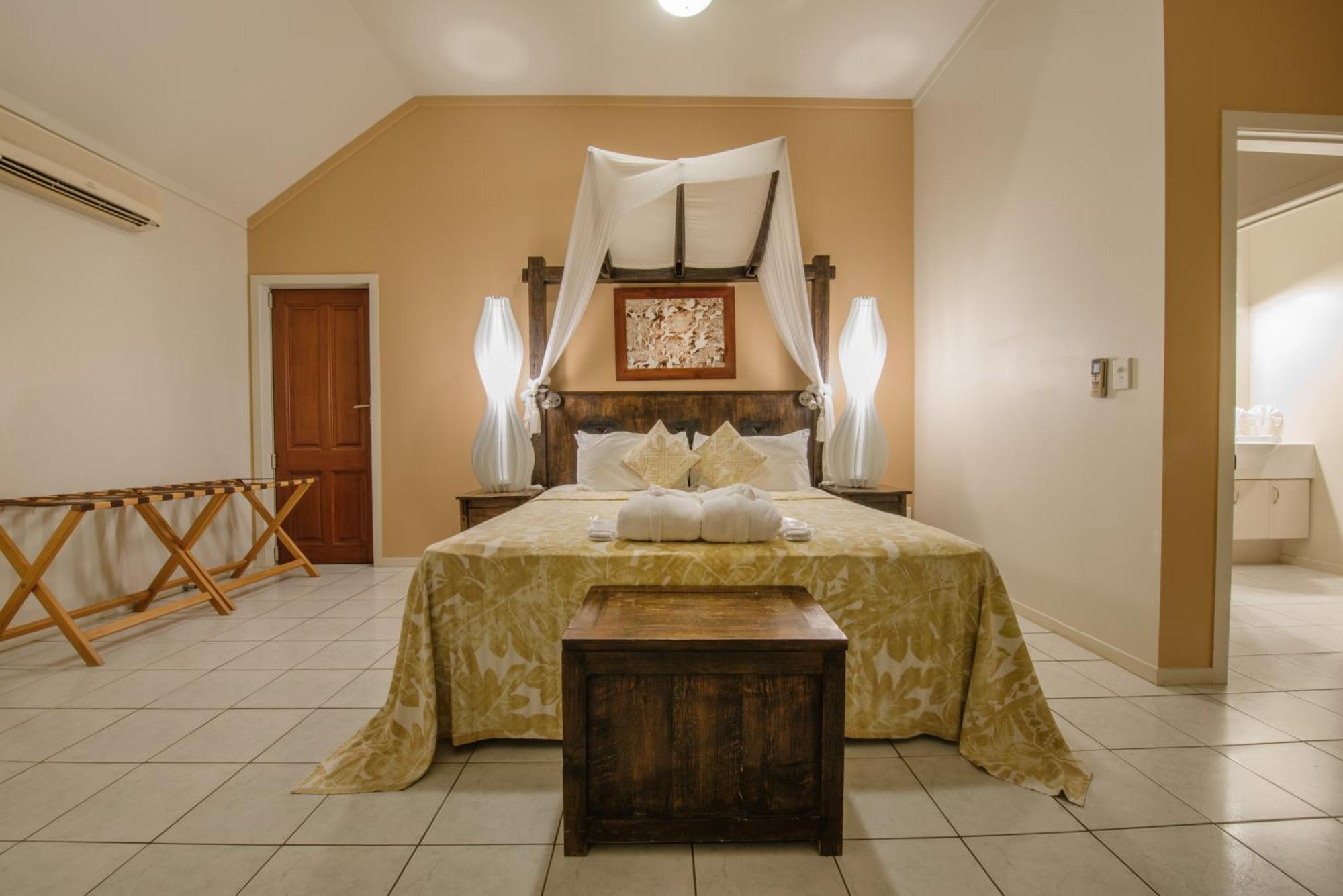 Crown Beach Resort & Spa (Adults Only) Rarotonga Esterno foto